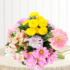 Ramo flores con crisantemos amarillos, margaritas y gerberas rosadas, alstroemerias